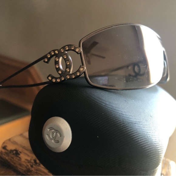 Authentic Chanel 4072-B Crystal CC Sunglasses Gradient Brown Vintage with Case. - Picture 9 of 14